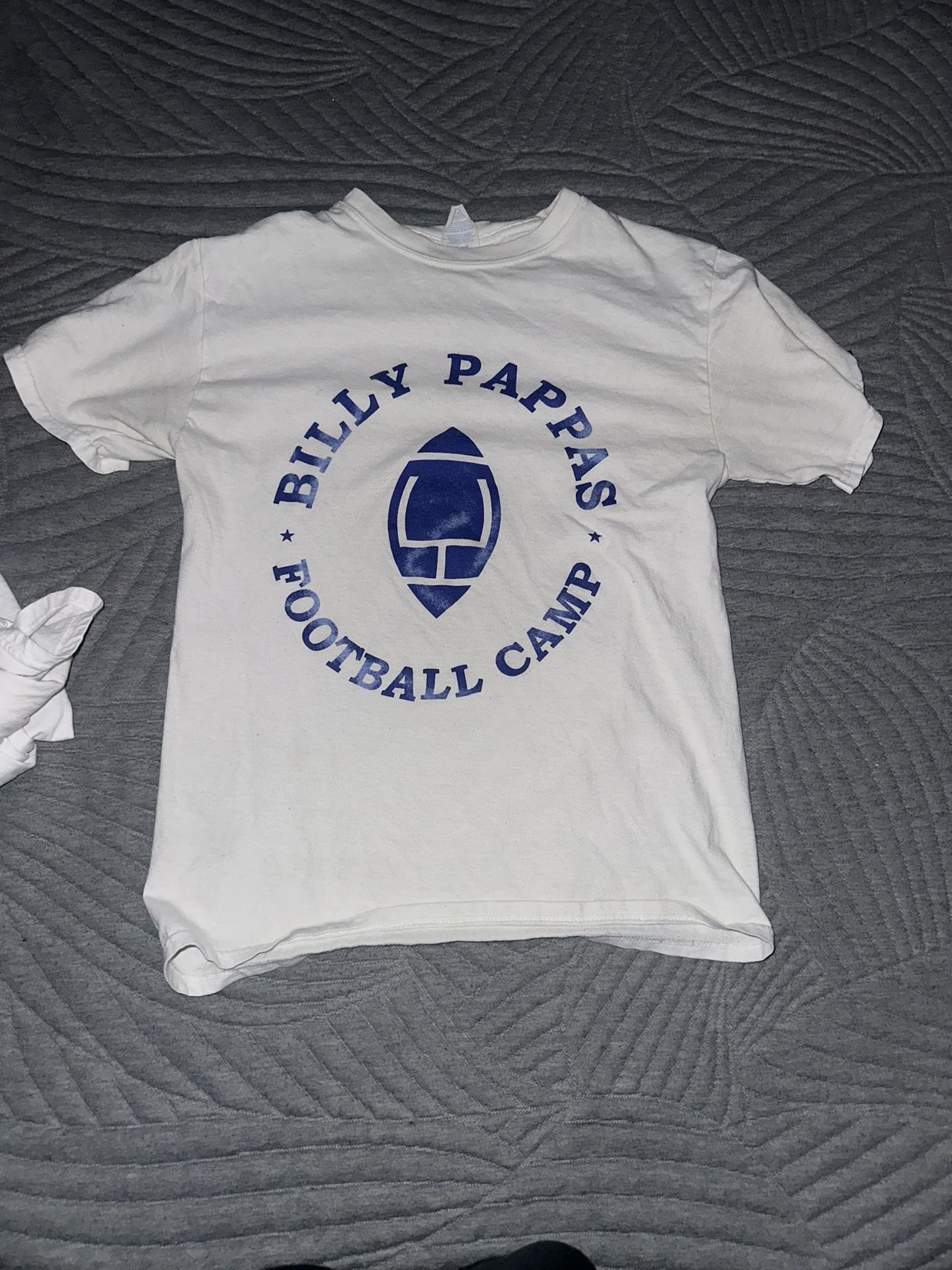 One Graphic Tee 5 White Tees