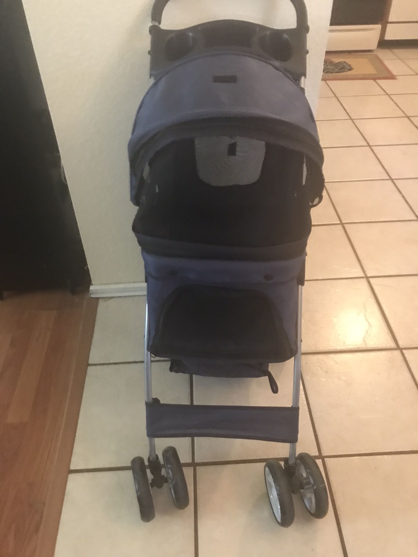 Paws And Pals ( Pet Stroller) Like New (Folds Up Easily