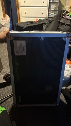 DJ controller case like new