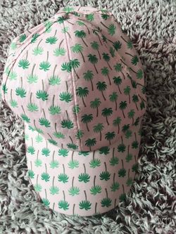 Beautiful tropical vibe hat