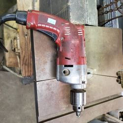 Milwaukee 1/2" Corded Power Drill