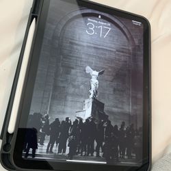 Used iPad 10th Generation