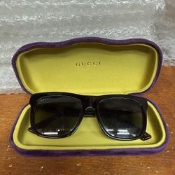 Gucci Unisex Shades