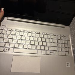 TOUCHSCREEN LAPTOP HP