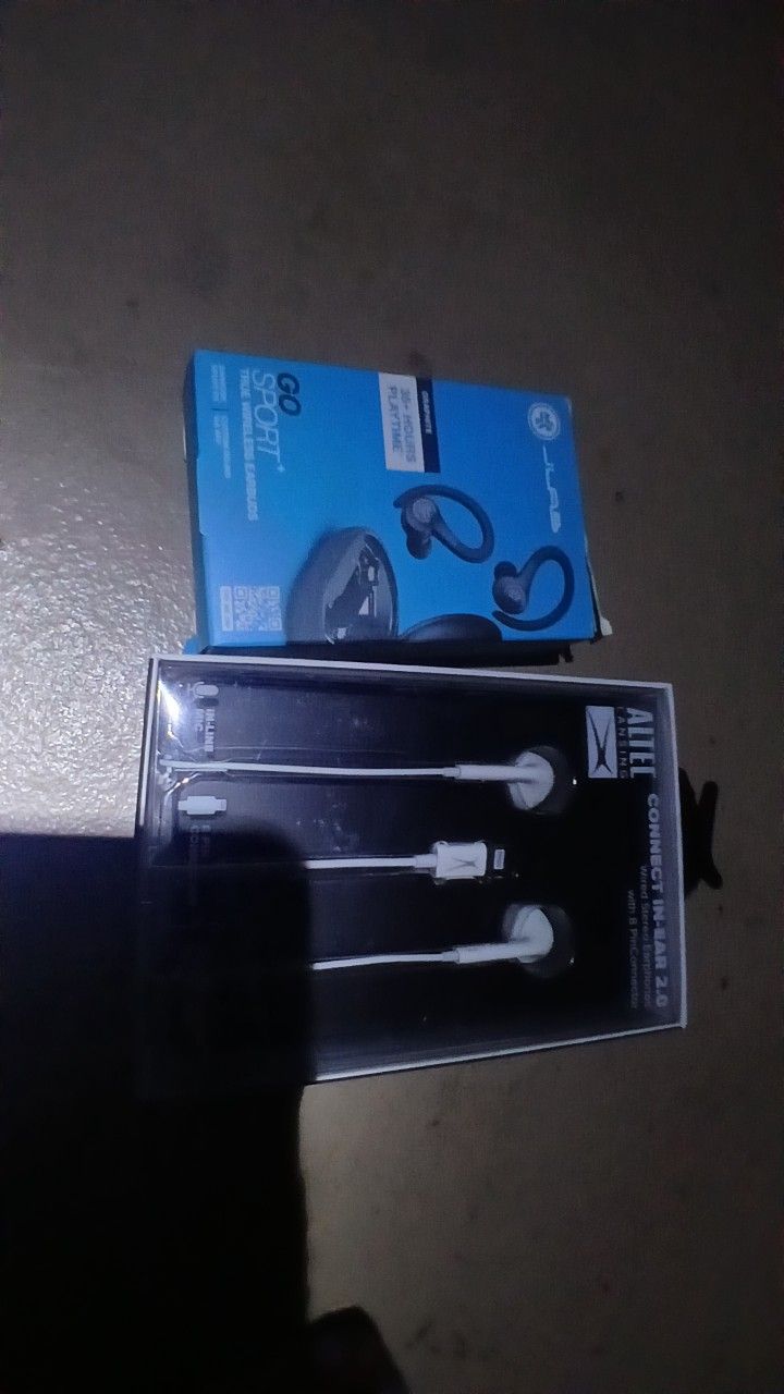 Brand New Headphones Very Good Brands