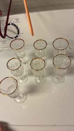 Crystal Wine Glasses with Gold Rim Set of 7
