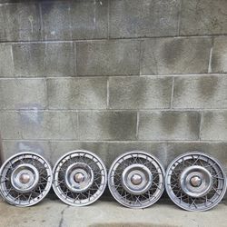  hubcaps 1953 (Mercury) 