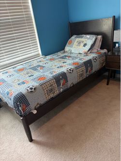 Twin bedframe