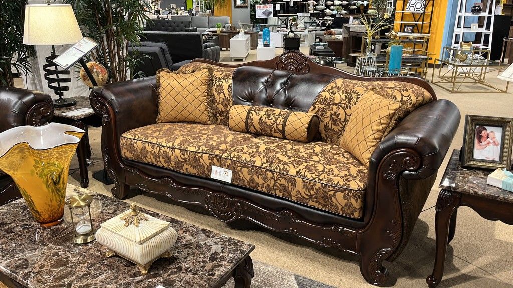 Quirino Tan/Dark Brown Sofa Set
Furniture of America$10 Down Payment And Financing Available
