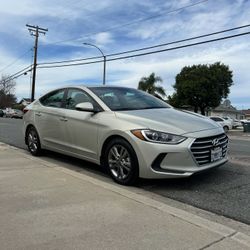 2017 Hyundai Elantra
