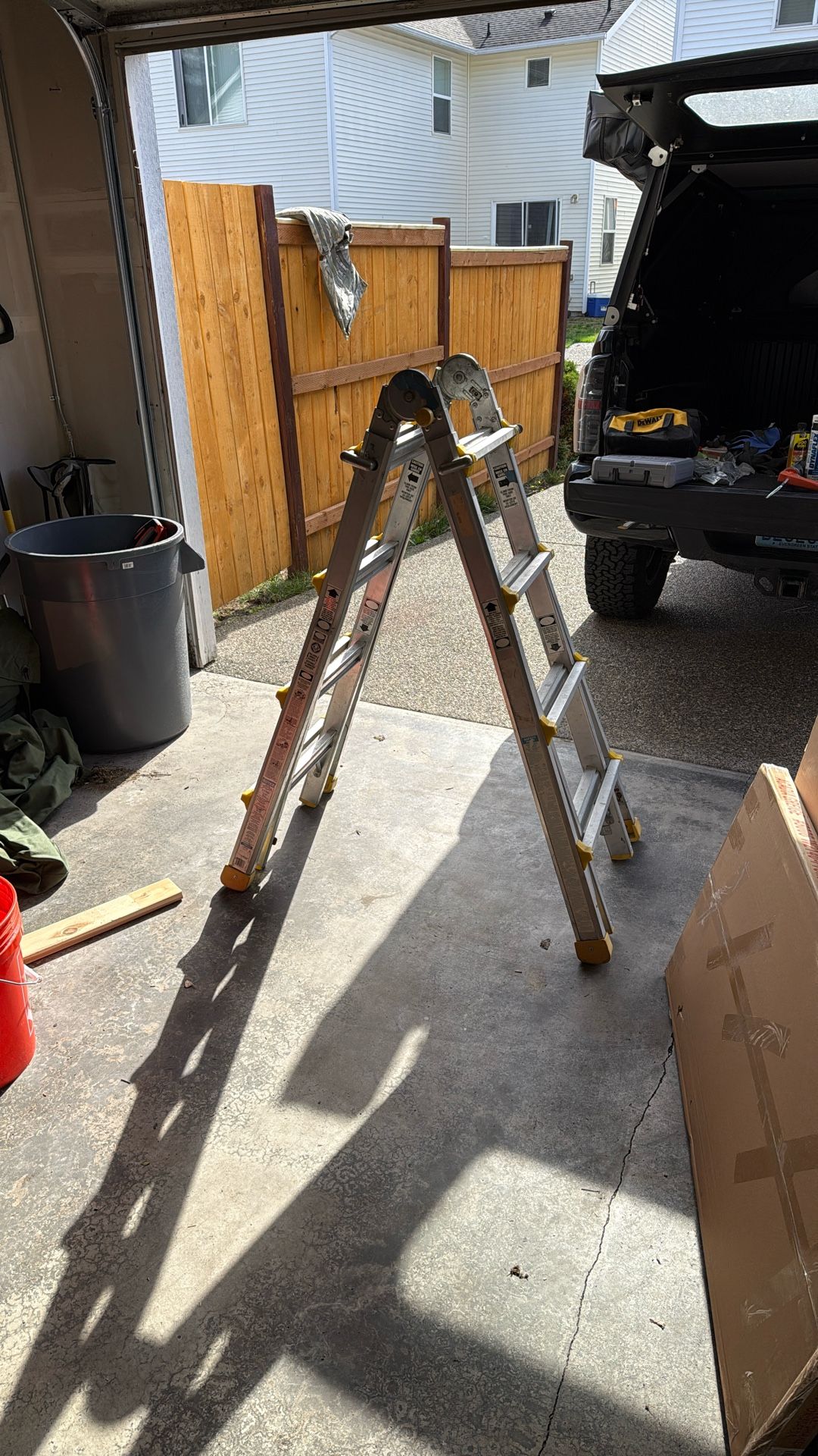 Ladder, Extendable