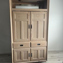 ITALIAN FURNITURE   TV STAND PLUS FURNITURE DISPLAY  