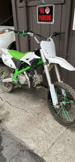 125cc Apollo dirtbike