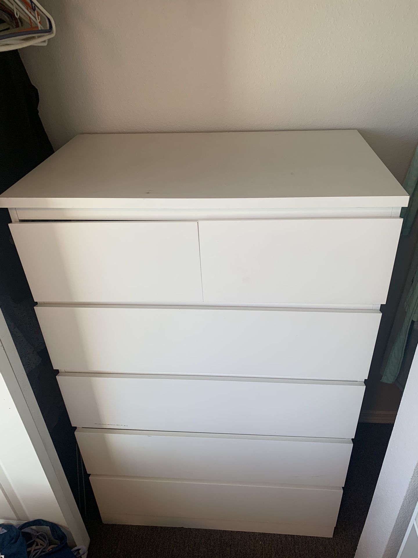 White IKEA MALM 6 Drawer Dresser