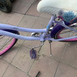 beach cruiser bike size 24”