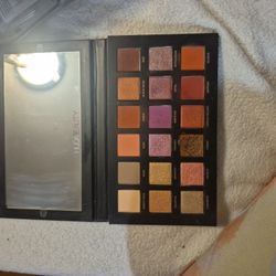 Eyeshadow Palette 