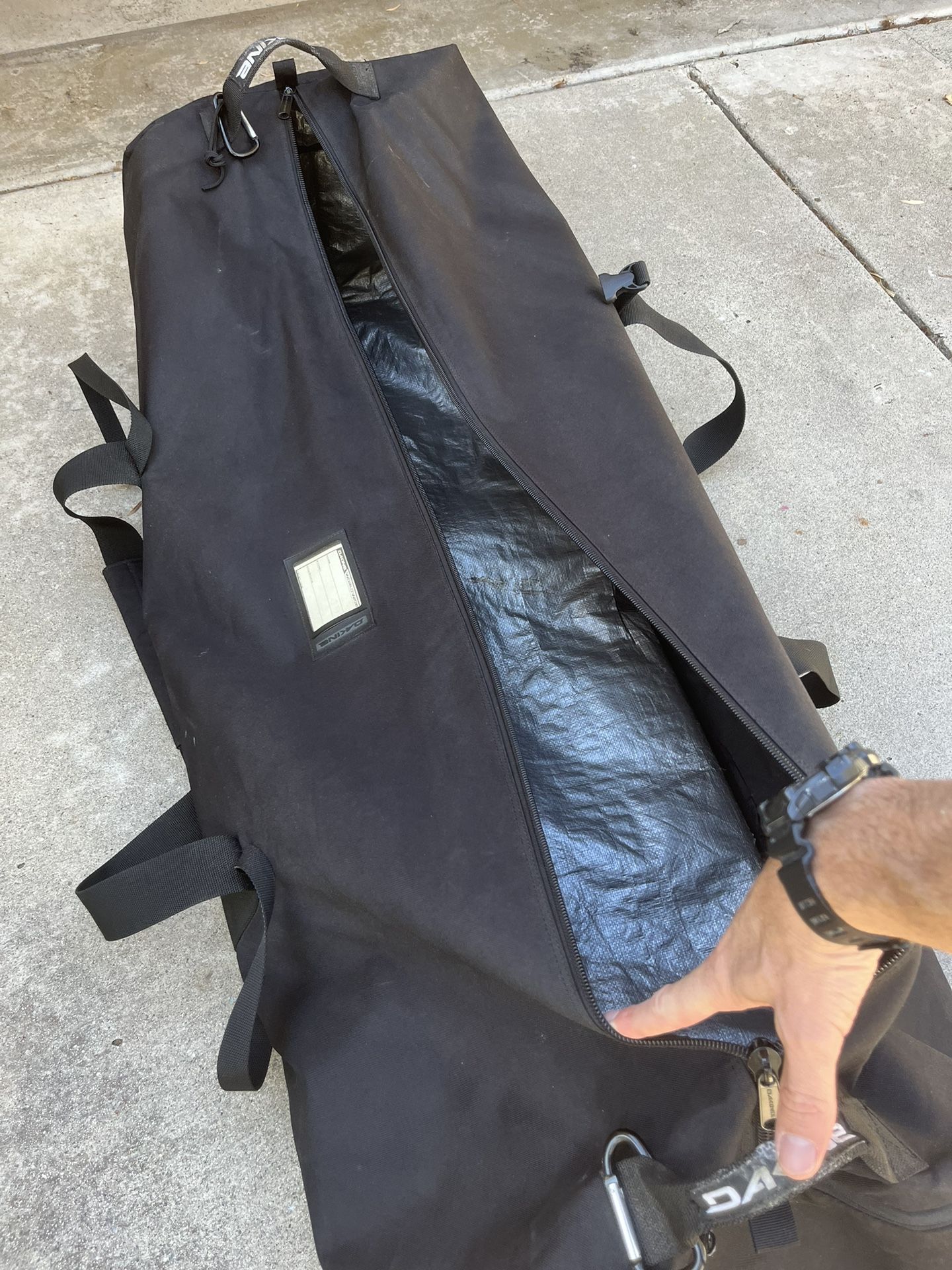 51”x15”x12” Large Dakine Travel Bag. Snowboard / Kiteboard