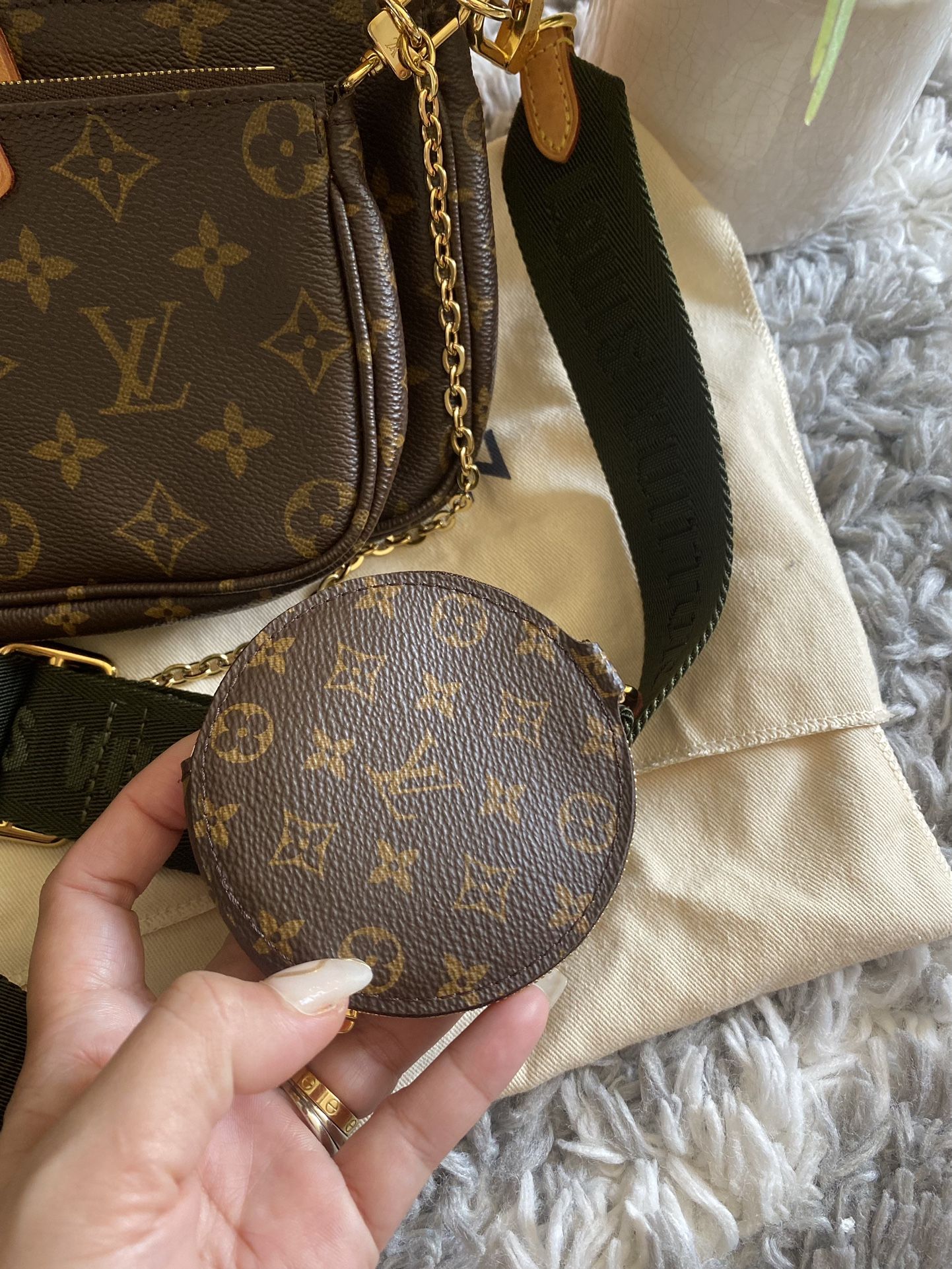 LV Maxi Multi Pochette Accessoires – Hepper Sales