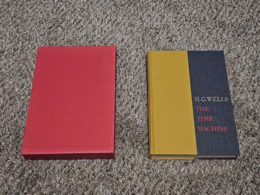 The War Of The Worlds The Time Machine HG Wells Book