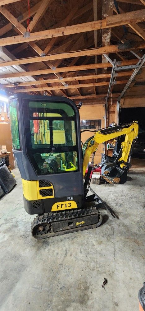 Mini Excavator 1 Ton