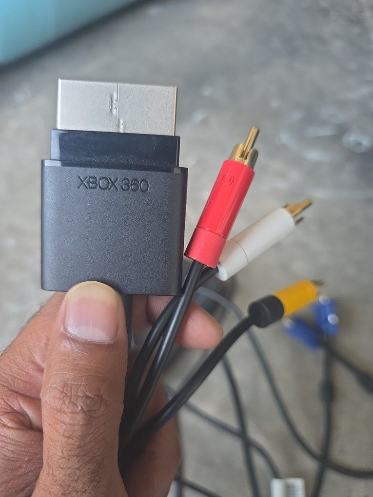 Chargers And Cables (DVI, VGA and Others)