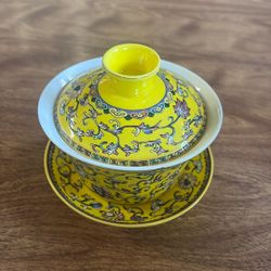 Small Bowl With Plate And Lid 