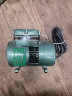 Air brush compressor