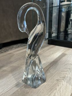Crystal Dome Swan