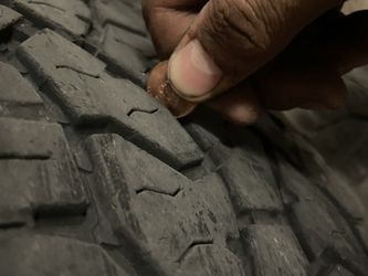 275/65/20 Goodyear