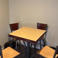 High Top / Bar Height Table & 4-Chairs