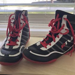 Kids boxing shoes
