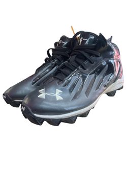 3.5 Youth Under Armor Nitro Football Cleats 