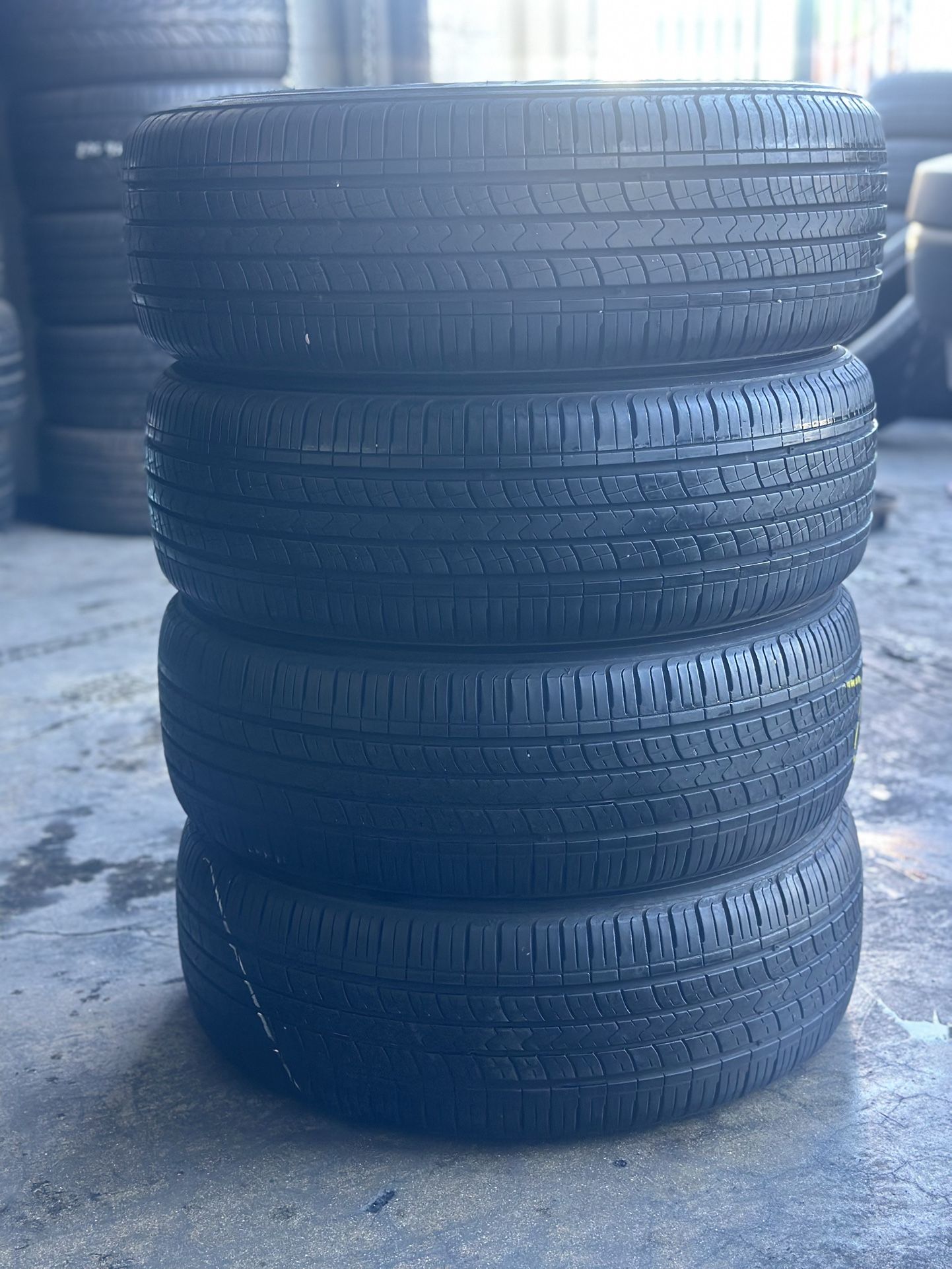 SET OF TIRE 205 60 16 GEODRIVE 85% LIFE