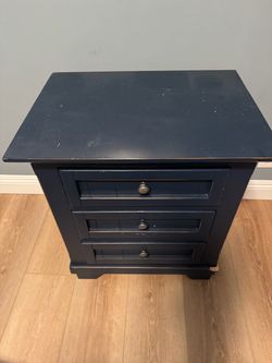 Night stand