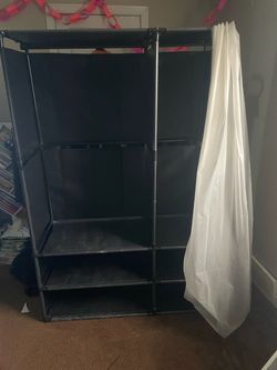 Plastic build a closet