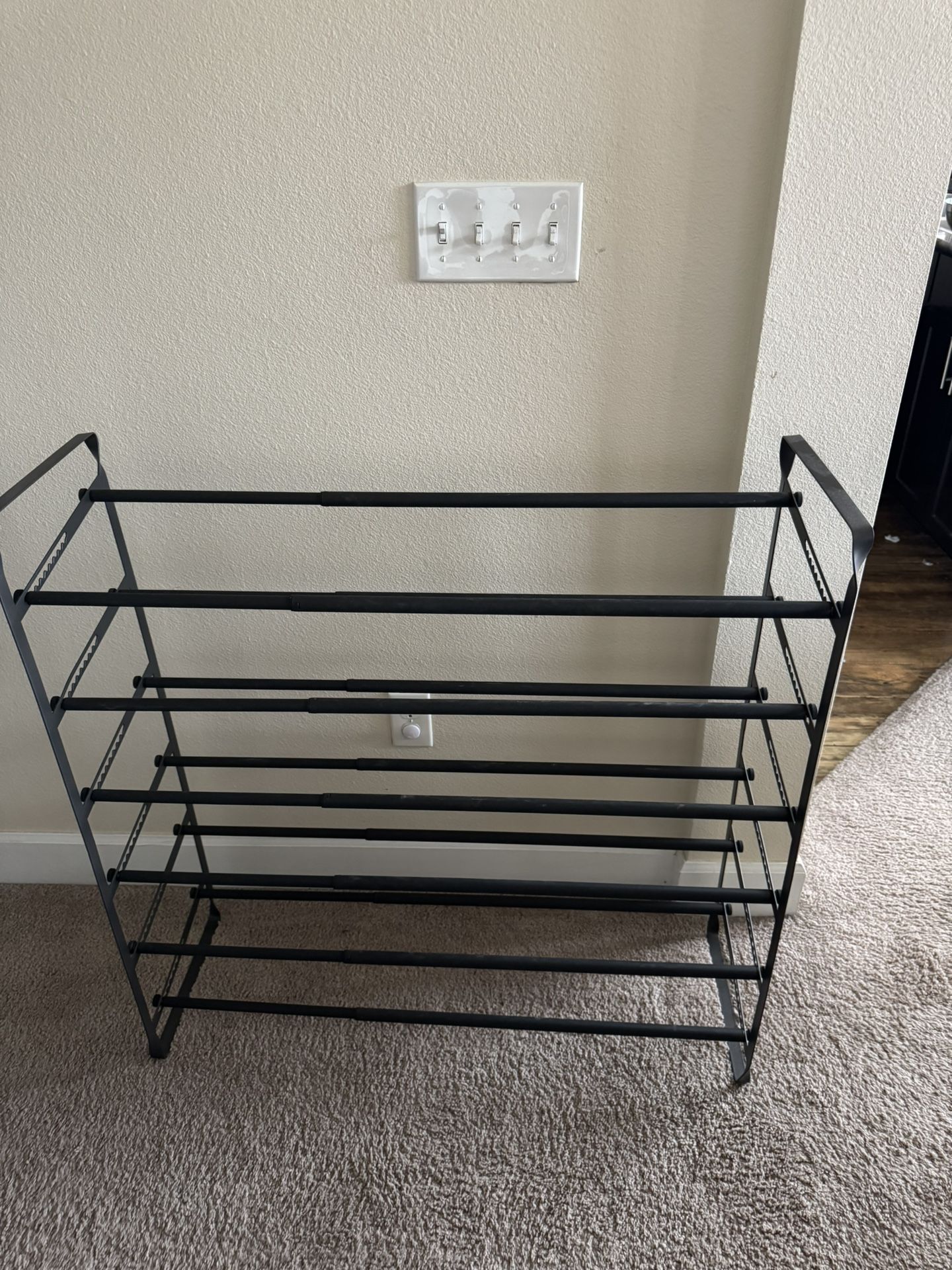Adjustable Size Shoe Rack