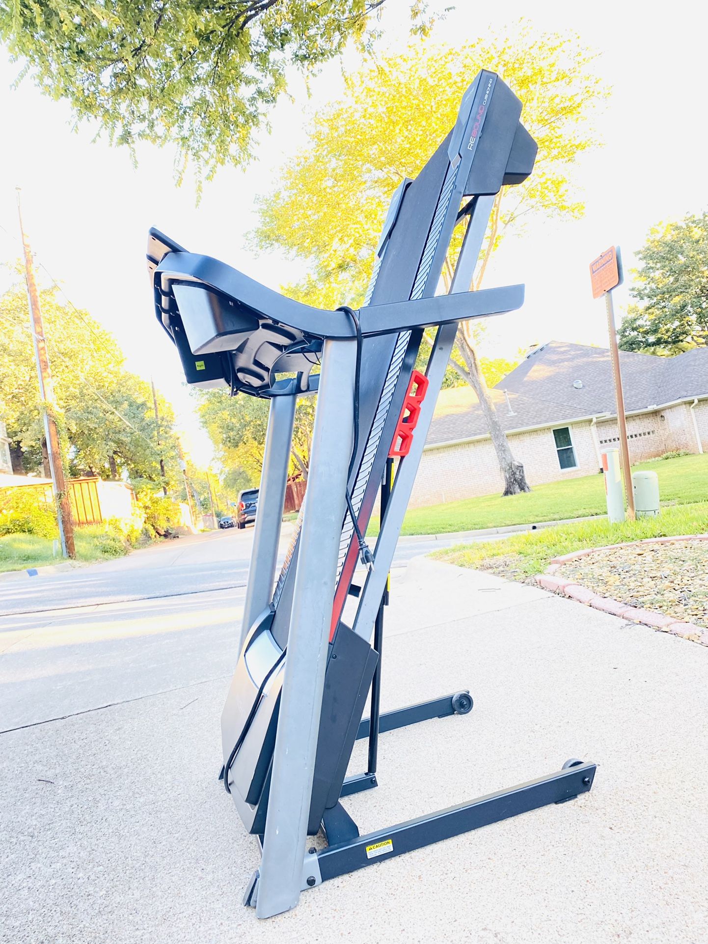 ProForm 505-CST Treadmill With Incline