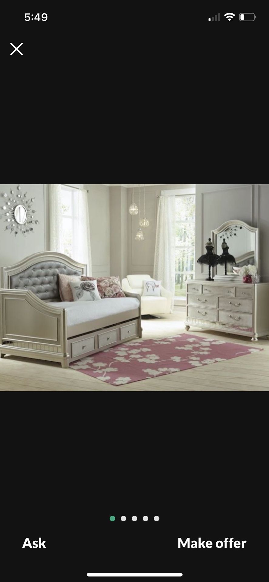 Beautiful Twin bed and dresser