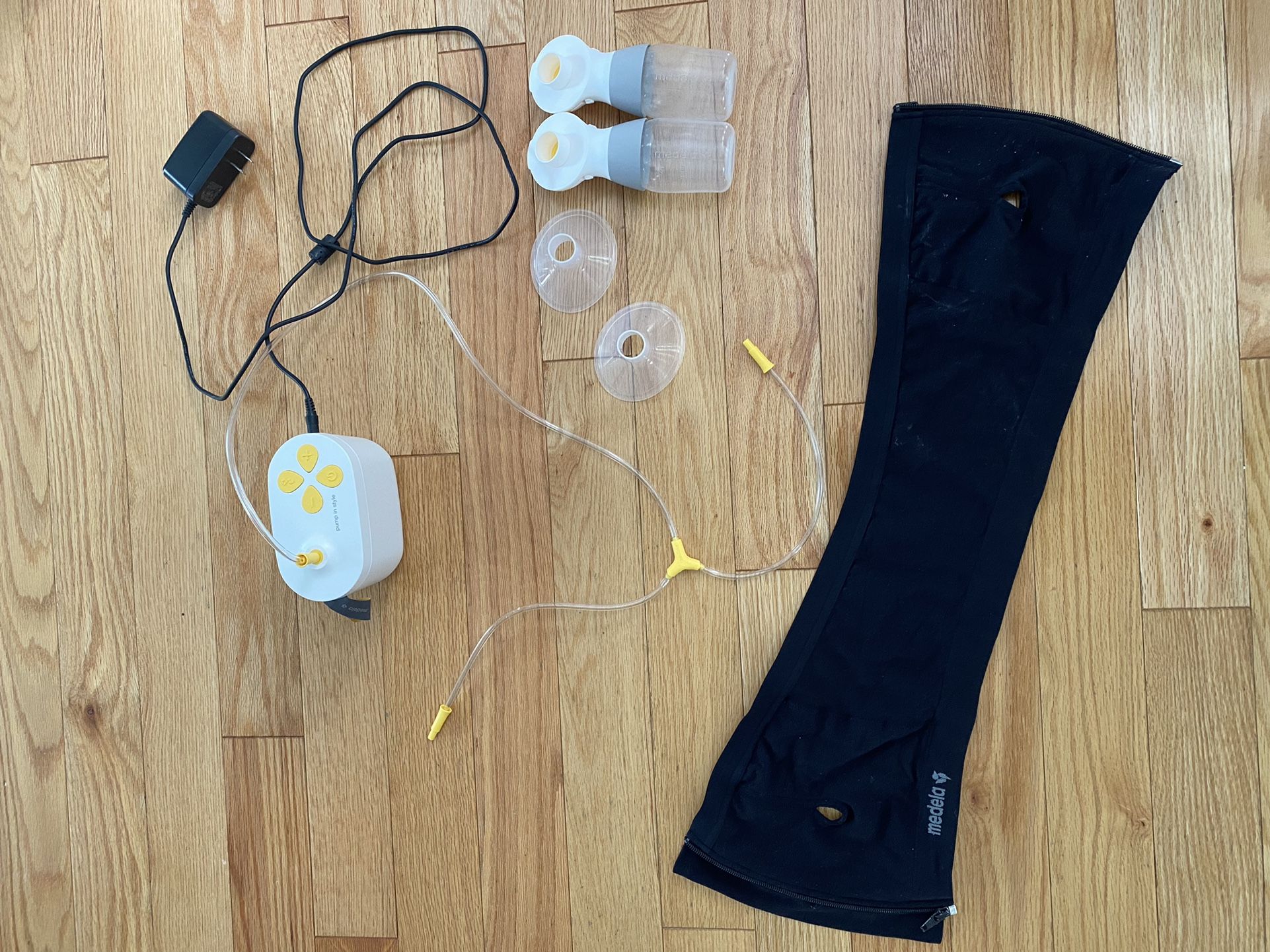 Medela Breast Pump And Accessories