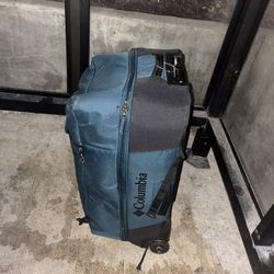 BIG Columbia Rolling Duffel – Like New – Retails $200 – Only $45 Cash Today – Huntsville