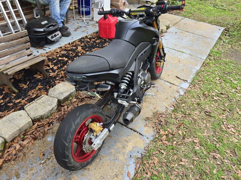 2021 Kawasaki Z125 Pro