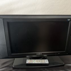 Insignia LCD color TV & DVD Video Player With Remote
