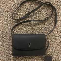 NWT Simply Vera Wang Elegant Black Crossbody Bag