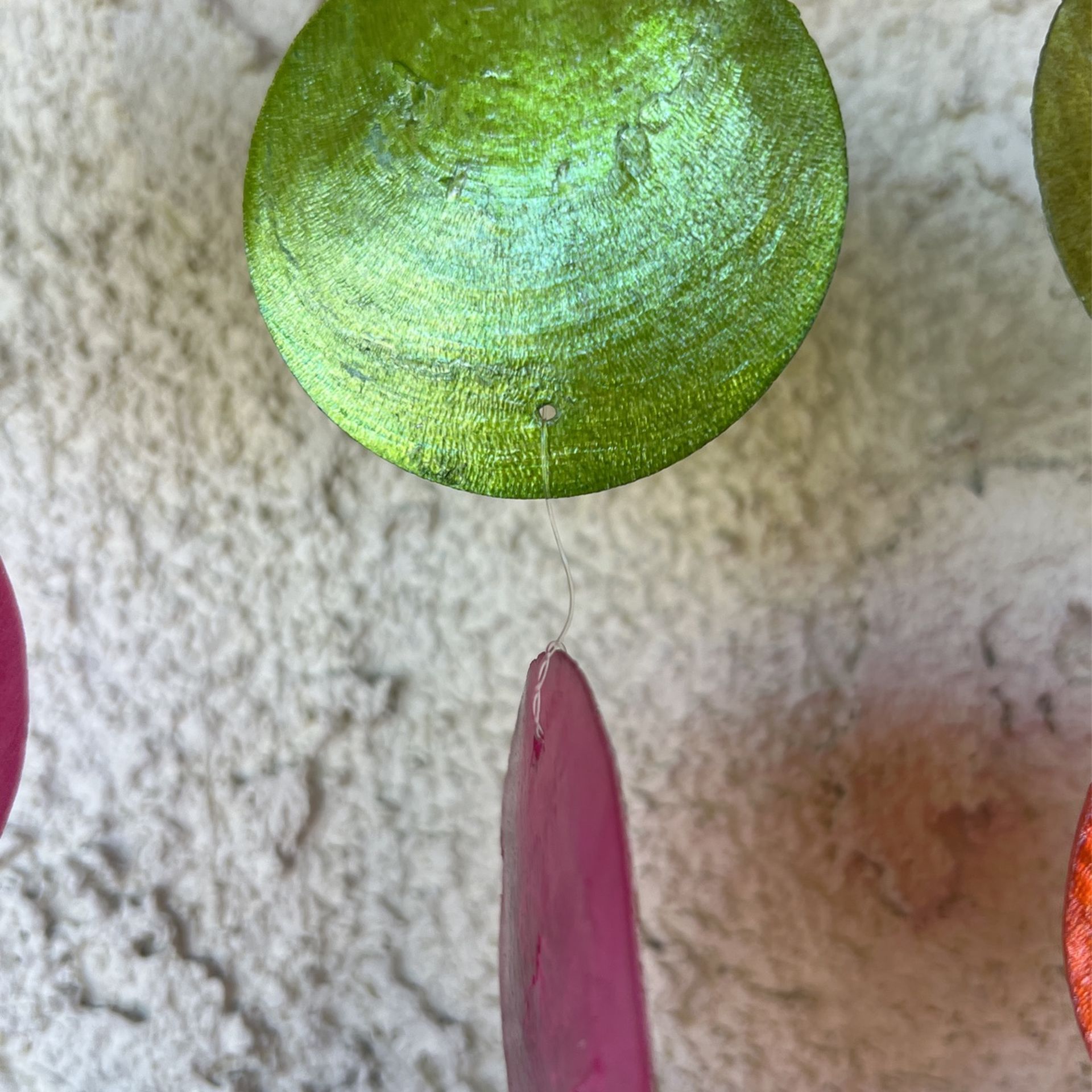 Wind Chimes Capris Shells