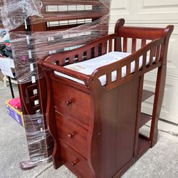 Baby Crib And Changing table