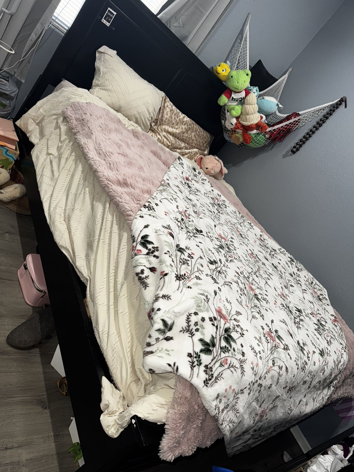 Queen Bed Frame & Dresser Set