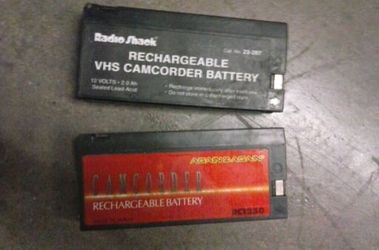 Vhs & camcorder. Rechargable. Batterys