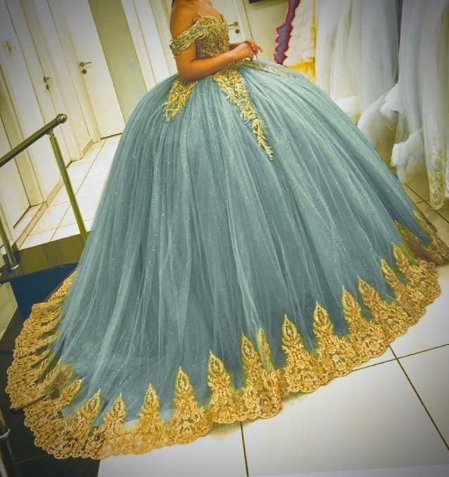 New WithTags…….. Quinceanera Dress