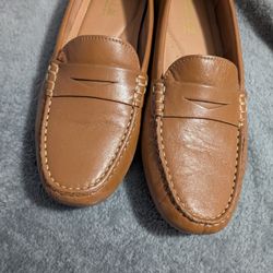 Flag LTD Flats size 7