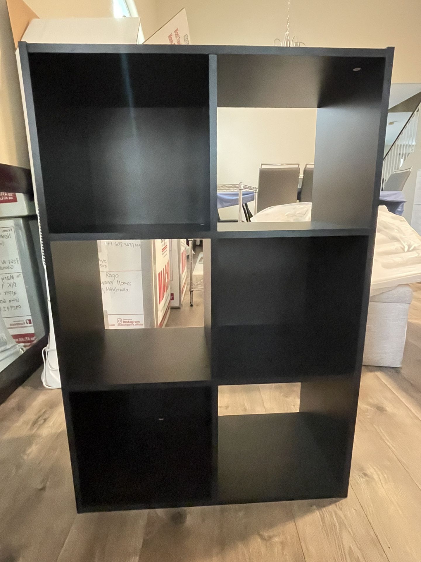 Cube Bookshelf/Organizer